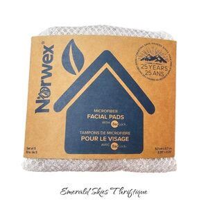 NEW Norwex Facial Pads with BacLock Purple With Mesh Washing Pouch